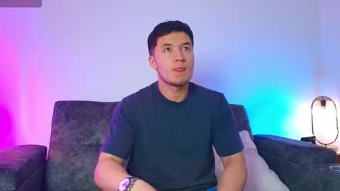 ethanconnor_ online show from March 29, 12:05 pm