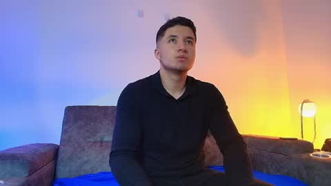 ethanconnor_ online show from April 15, 12:12 pm