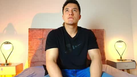 ethanconnor_ online show from April 23, 12:04 pm