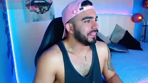 Snapshot of ethanhairy chatting on July 20, 7:27 pm Ethan online show from July 20, 7:27 pm