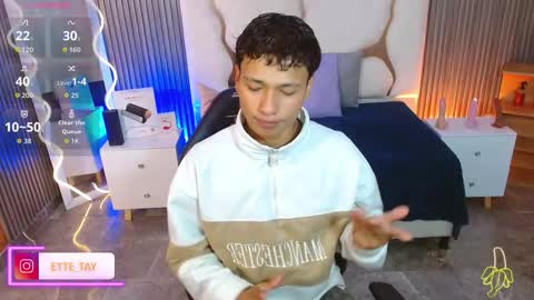 ette online show from November 15, 9:21 pm