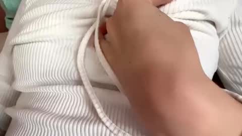 Snapshot of eugenakhouri chatting on September 24, 5:22 am Lana online show from September 24, 5:22 am