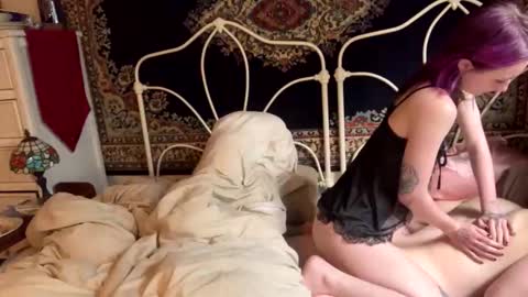 Snapshot of eugene_scumbag chatting on June 7, 3:05 pm eugene_scumbag online show from June 7, 3:05 pm