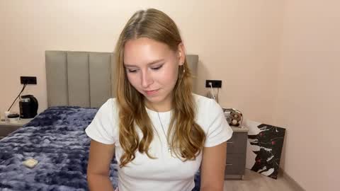 Alice online show from May 13, 2:25 pm