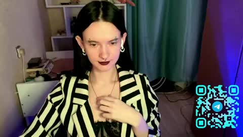 Kate online show from April 19, 11:09 am