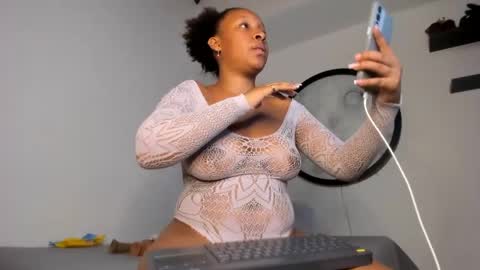 euphoria_06 online show from April 22, 3:53 am