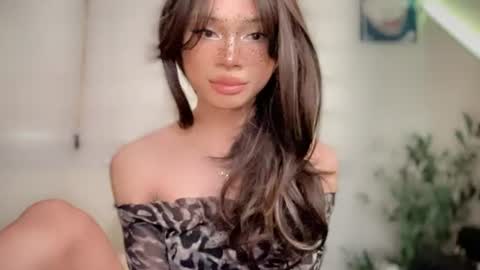 euphoric_goddess online show from June 28, 4:40 am
