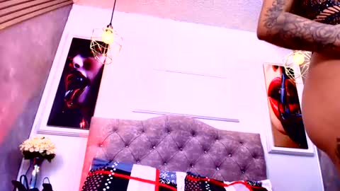 Snapshot of eva_06 chatting on June 12, 11:03 pm eva_06 online show from June 12, 11:03 pm