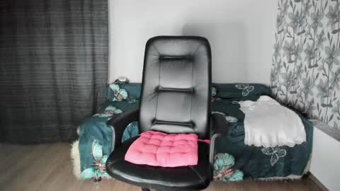 Snapshot of eva_7777 chatting on March 10, 11:27 pm Eva online show from March 10, 11:27 pm