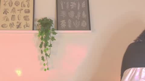 Snapshot of eva_daemon chatting on August 4, 11:46 am EVA DAEMON online show from August 4, 11:46 am