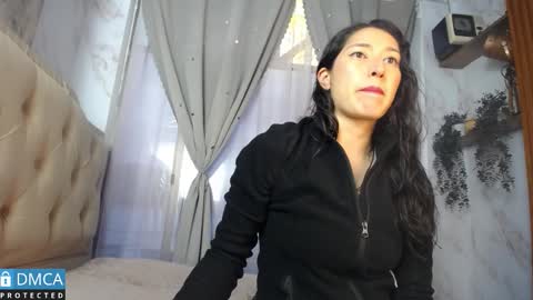 eva delight online show from September 29, 11:15 am