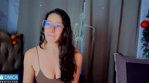 eva delight online show from October 25, 11:07 am