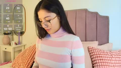 Evaa Depp online show from December 11, 10:25 am