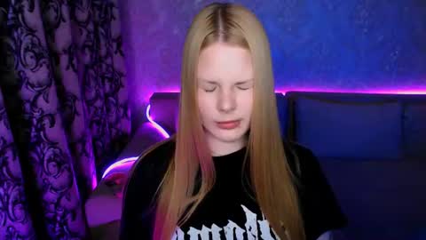 Eva online show from July 26, 7:43 pm