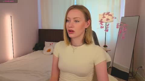 Snapshot of eva_hamilton chatting on July 9, 11:42 pm eva hamilton online show from July 9, 11:42 pm