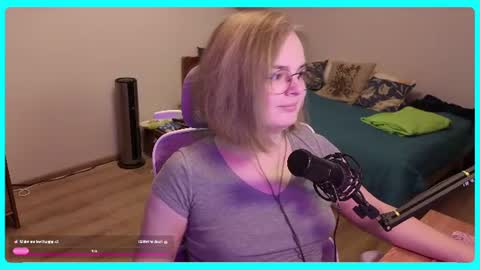Snapshot of eva_katt chatting on July 24, 12:58 pm Gamer Katt online show from July 24, 12:58 pm