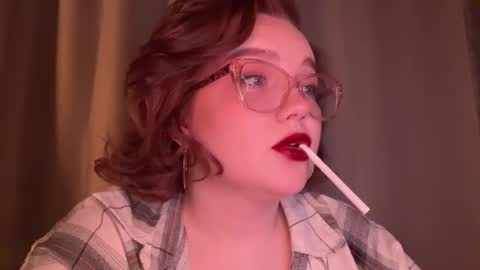 eva_kittenn online show from November 13, 4:06 pm