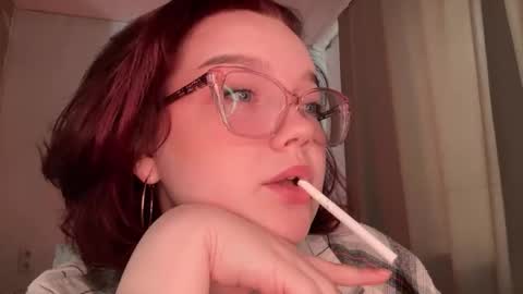eva_kittenn online show from February 14, 7:27 am