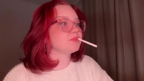 eva_kittenn online show from April 22, 5:36 pm