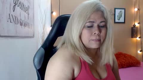 eva_love49 online show from December 2, 12:21 pm