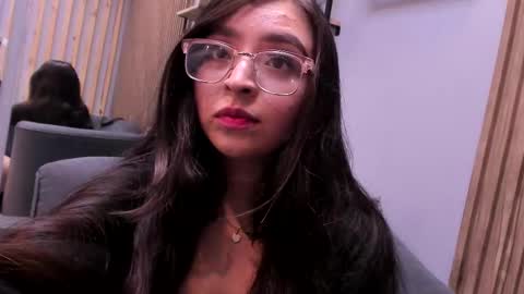 Angelinne online show from October 25, 3:47 am