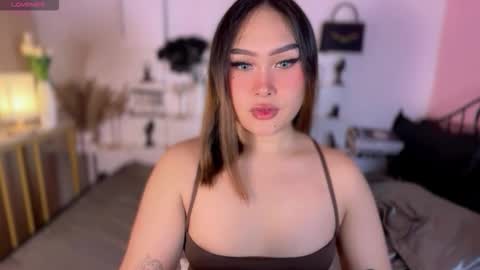 Queen Eva Mazikeen online show from February 15, 9:11 pm