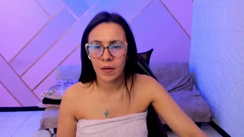 Eva  online show from September 9, 2:49 pm