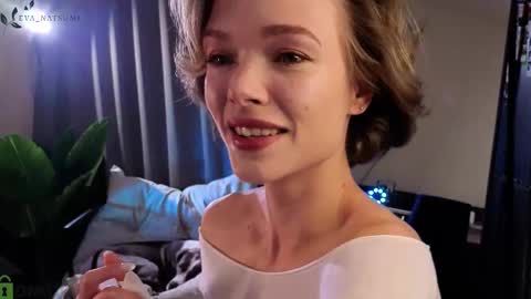 Eva online show from September 17, 5:03 pm