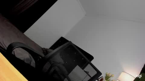 Snapshot of eva_penelope chatting on April 30, 3:35 am EVA online show from April 30, 3:35 am