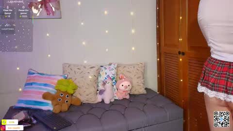 Eva  online show from February 15, 12:03 pm