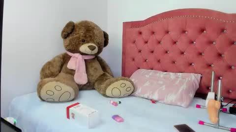 Snapshot of eva_rosse7 chatting on September 21, 7:32 am eva_rosse7 online show from September 21, 7:32 am