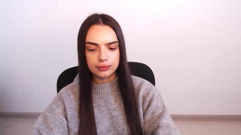 Eva online show from November 15, 9:39 am