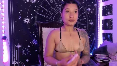 Eva  online show from September 17, 6:59 am