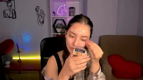 Eva online show from November 11, 6:46 am