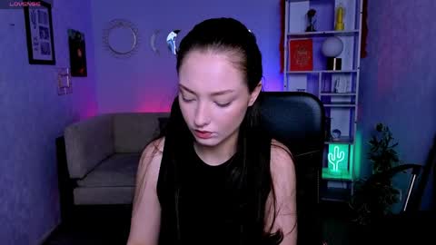 Snapshot of eva_smiith_ chatting on June 2, 5:42 am Eva online show from June 2, 5:42 am