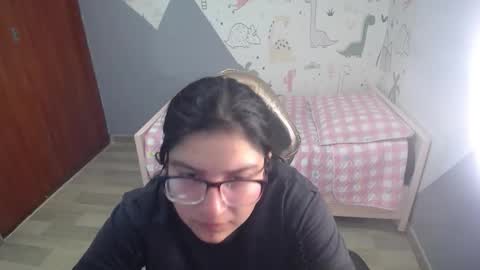 eva_smit_t online show from January 14, 2:28 am