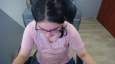 eva_smit_t online show from February 22, 2:24 am