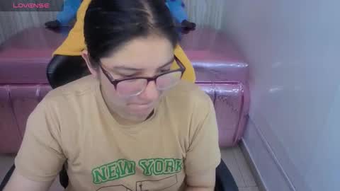 eva_smit_t online show from March 7, 2:52 am