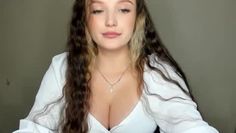 Eva online show from November 1, 1:24 pm