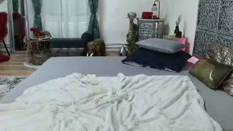 evabarbi online show from March 12, 9:54 pm