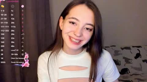 evabradly online show from January 5, 7:39 pm