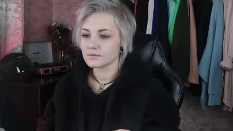 Snapshot of evabrownie chatting on January 29, 8:18 am Eva Brownie online show from January 29, 8:18 am