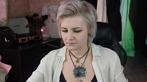 Snapshot of evabrownie chatting on February 4, 8:35 am Eva Brownie online show from February 4, 8:35 am