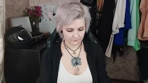 Snapshot of evabrownie chatting on February 22, 1:24 pm Eva Brownie online show from February 22, 1:24 pm