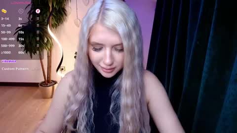 Eva  online show from April 23, 3:52 am