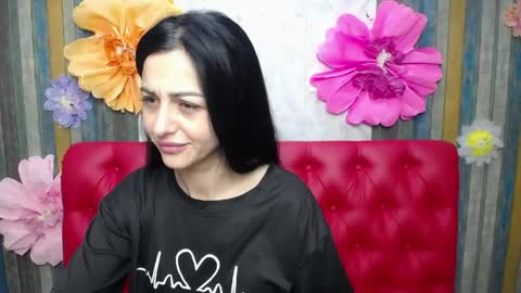 Snapshot of evaclarkk chatting on May 12, 8:11 am EvaClarkk online show from May 12, 8:11 am