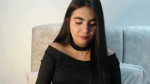 evacollins12 online show from September 29, 2:06 am