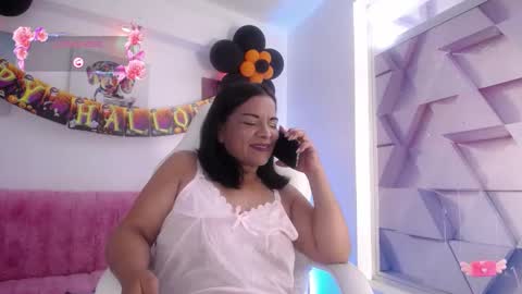 EVA GODDESS  online show from October 23, 4:39 pm