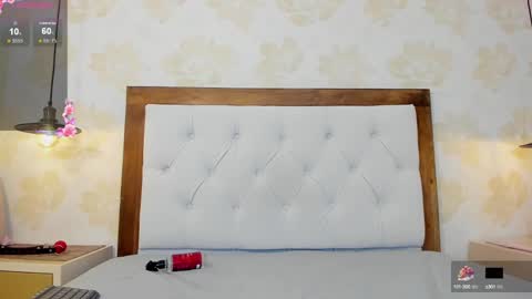 E V A  online show from January 10, 5:37 am