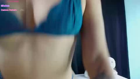 Snapshot of evah_lee chatting on September 11, 10:21 pm Evah Lee online show from September 11, 10:21 pm